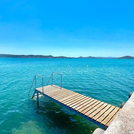 Daire Select Cunda - Sea View With Garden 2 Bedroom At Cunda Island *