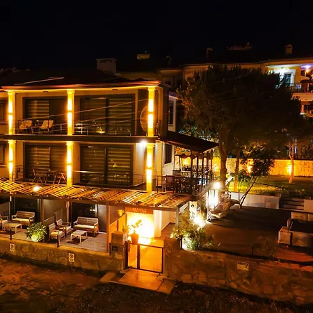 Select Cunda - Sea View With Garden 2 Bedroom At Cunda Island Daire