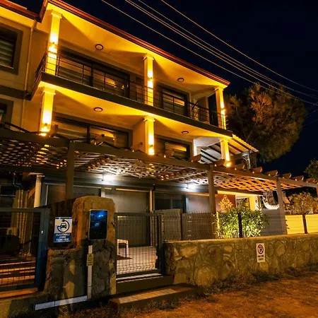 아파트 Select Cunda - Sea View With Garden 2 Bedroom At Cunda Island *