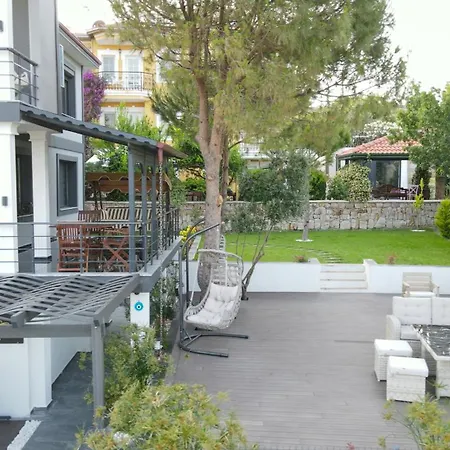 Daire Select Cunda - Sea View With Garden 2 Bedroom At Cunda Island