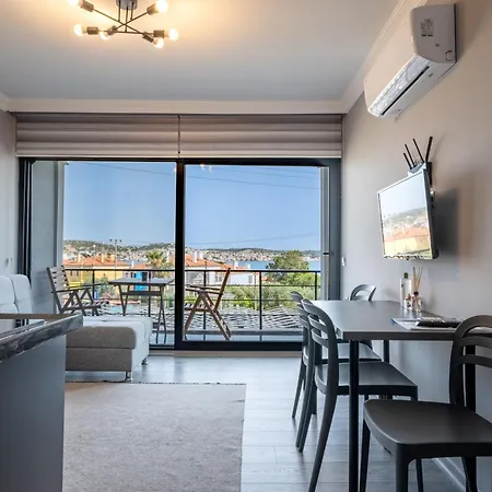 Daire Select Cunda - Sea View With Garden 2 Bedroom At Cunda Island *