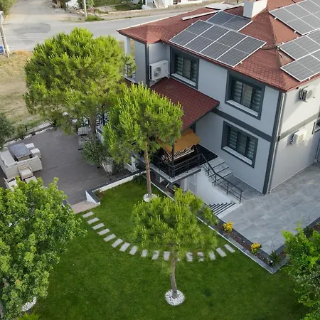 Select Cunda - Sea View With Garden 2 Bedroom At Cunda Island *