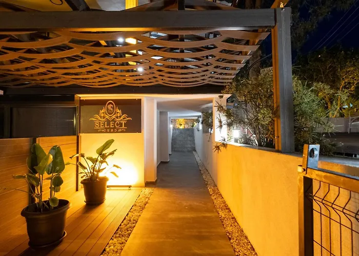 Select Cunda - Sea View With Garden 2 Bedroom At Cunda Island