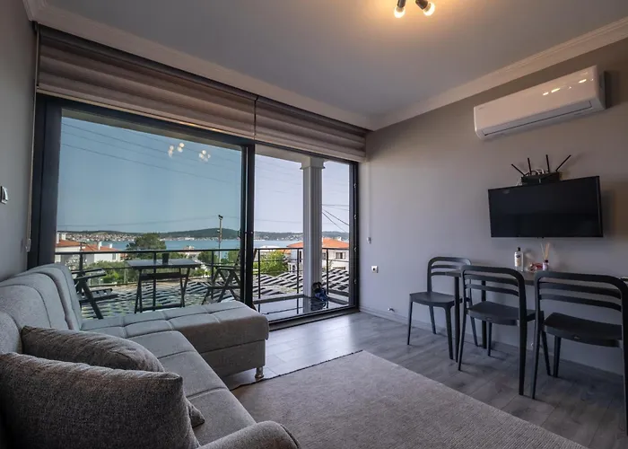 Apartamento Select Cunda - Sea View With Garden 2 Bedroom At Cunda Island Ayvalı