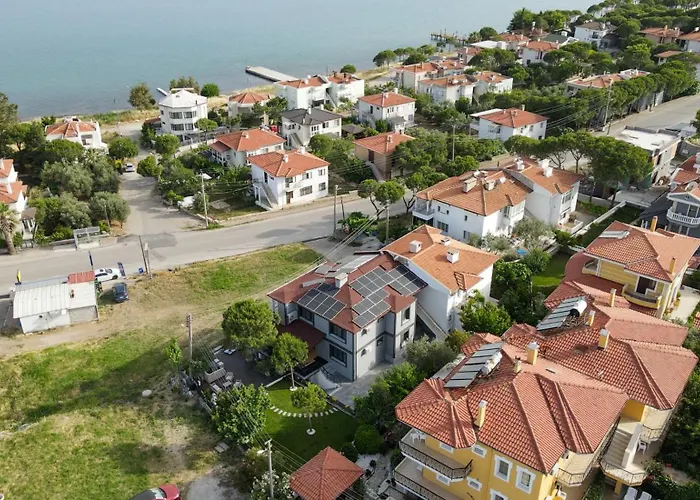 Select Cunda - Sea View With Garden 2 Bedroom At Cunda Island * Ayvalı